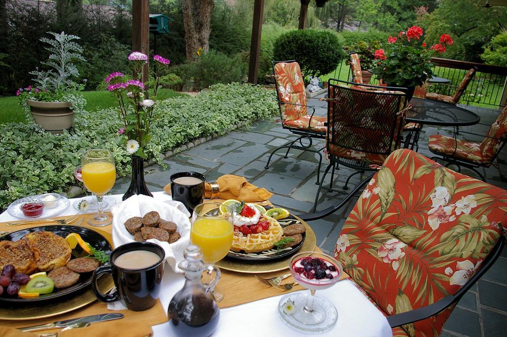 Brookside Mountain Mist Inn เวย์นวิลล์ ภายนอก รูปภาพ